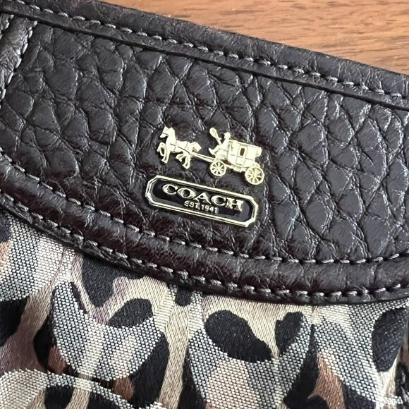 Coach Madison Top Handle Wristlet Pouch In Ocelot - Vintage - EUC - Picture 3 of 12